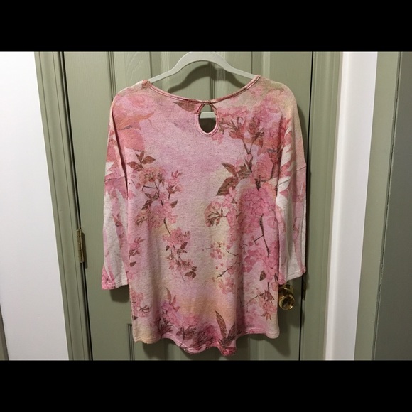 Top - Picture 4 of 5